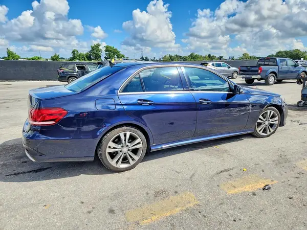 WDDHF5KB0GB236262 — 2016 Mercedes-Benz E-Klasse, фото 3 с аукциона Copart, Передняя часть