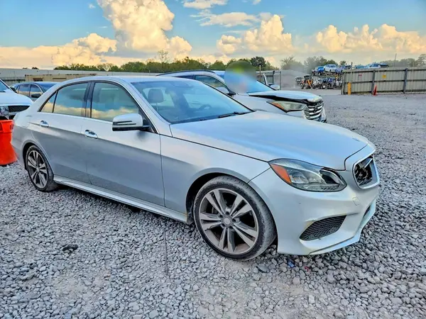 WDDHF5KB9GB244733 — 2016 Mercedes-Benz E-Klasse, фото 4 с аукциона Copart 13.10.2026, Передняя часть