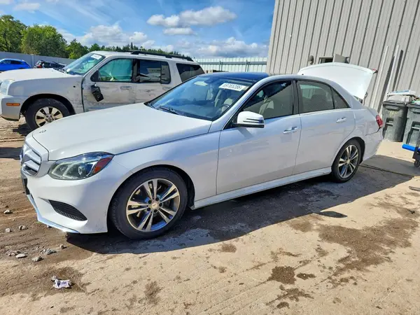 WDDHF9HB0GB175932 — 2016 Mercedes-Benz E-Klasse, Задняя часть (Rear End), фото до ремонта