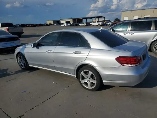 WDDHF8JB6GB221459 — 2016 Mercedes-Benz E-Klasse, фото 2 с аукциона Copart 13.10.2026, Мелкие вмятины и царапины