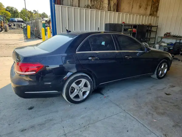 WDDHF8JB6GB178726 — 2016 Mercedes-Benz E-Klasse, фото 3 с аукциона Copart 14.10.2026, Передняя часть