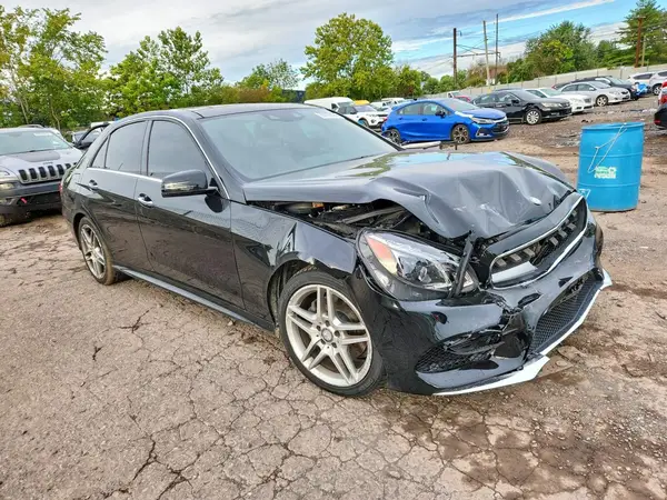 WDDHF8JB2GB232443 — 2016 Mercedes-Benz E-Klasse, фото 4 с аукциона Copart, Передняя часть