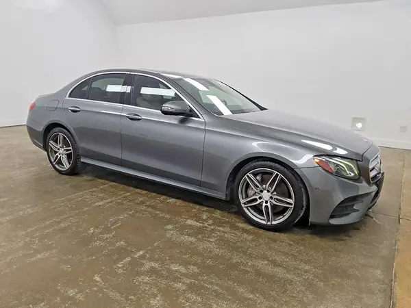 WDDZF4KB6HA098328 — 2017 Mercedes-Benz E-Klasse, фото 4 с аукциона Copart 13.10.2026, Передняя часть