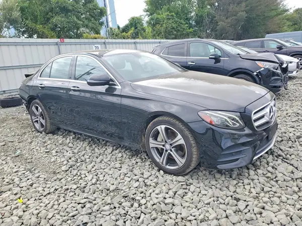 WDDZF4KB3HA184437 — 2017 Mercedes-Benz E-Klasse, фото 4 с аукциона Copart 12.10.2026, Задняя часть