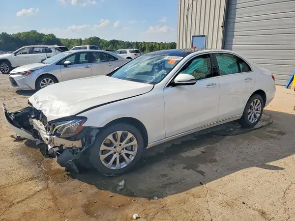 WDDZF4KB3HA071894 — 2017 Mercedes-Benz E-Klasse, Передняя часть (Front End), фото до ремонта
