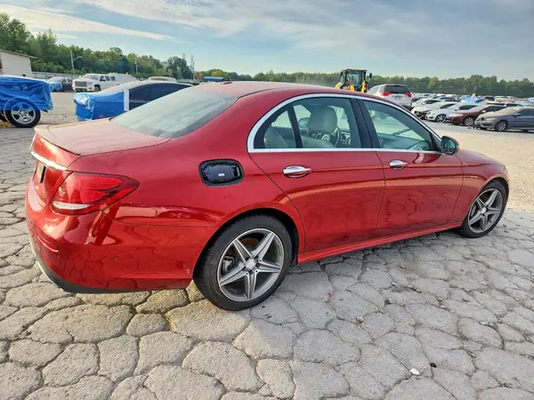 WDDZF4JB8HA062271 — 2017 Mercedes-Benz E-Klasse, фото 3 с аукциона Copart 13.10.2026, Мелкие вмятины и царапины