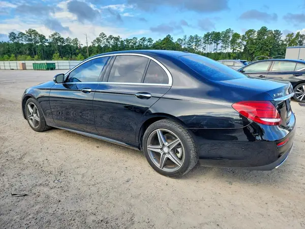 WDDZF4JB5HA011410 — 2017 Mercedes-Benz E-Klasse, фото 2 с аукциона Copart 07.10.2026, Естественный износ