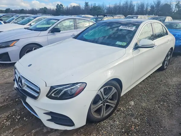 WDDZF4KB3JA378875 — 2018 Mercedes-Benz E-Klasse, Передняя часть (Front End), фото до ремонта