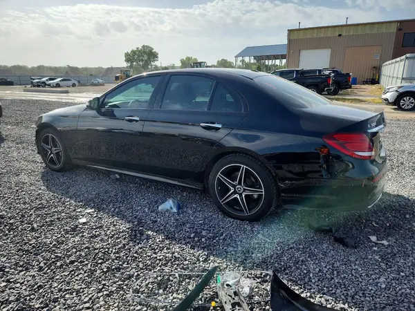 WDDZF4JB2JA407414 — 2018 Mercedes-Benz E-Klasse, фото 2 с аукциона Copart 06.10.2026, Передняя часть