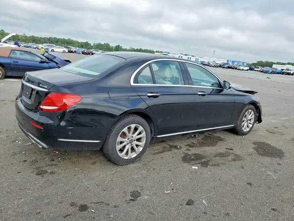 WDDZF4KB5JA346977 — 2018 Mercedes-Benz E-Klasse, фото 3 с аукциона Copart, Передняя часть