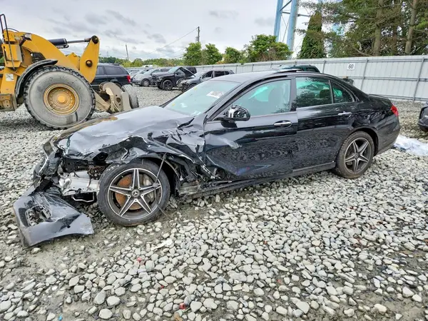 WDDZF4KB5JA399548 — 2018 Mercedes-Benz E-Klasse, Передняя часть (Front End), фото до ремонта