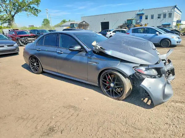 WDDZF8KB3KA513605 — 2019 Mercedes-Benz E-Klasse, фото 4 с аукциона Copart 06.10.2026, Передняя часть