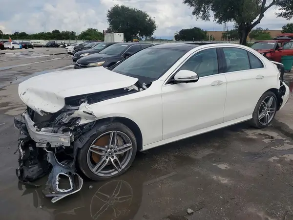 WDDZF4JBXKA676200 — 2019 Mercedes-Benz E-Klasse, Передняя часть (Front End), фото до ремонта