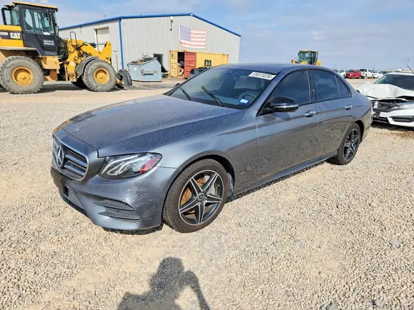 WDDZF4JB3KA563267 — 2019 Mercedes-Benz E-Klasse, Передняя часть (Front End), фото до ремонта