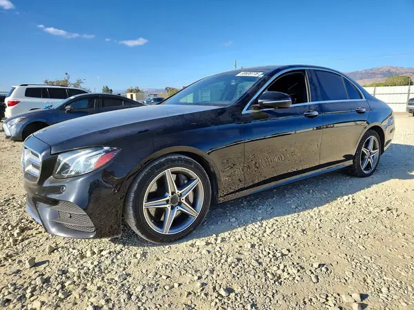 W1KZF8DB1LA825680 — 2020 Mercedes-Benz E-Klasse, Вандализм (Vandalism), фото до ремонта