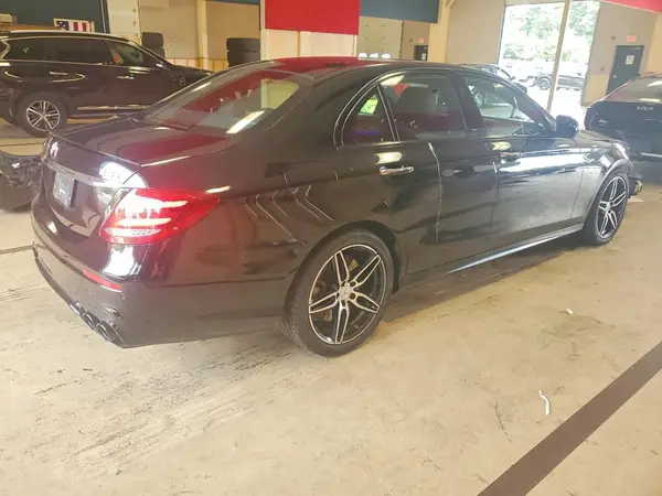 WDDZF6BB1LA747439 — 2020 Mercedes-Benz E-Klasse, фото 3 с аукциона Copart 01.10.2026, Передняя часть