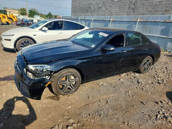W1KZF5KBXMA950941 — 2021 Mercedes-Benz E-Klasse, Передняя часть (Front End), фото до ремонта