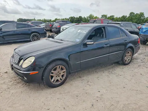 WDBUF65J03A197950 — 2003 Mercedes-Benz E, Задняя часть (Rear End), фото до ремонта