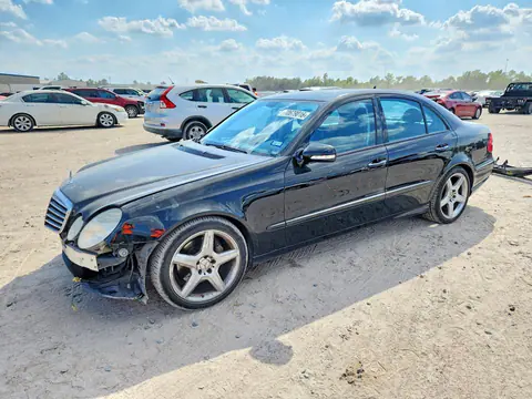 WDBUF56X69B424073 — 2009 Mercedes-Benz E, Передняя часть (Front End), фото до ремонта