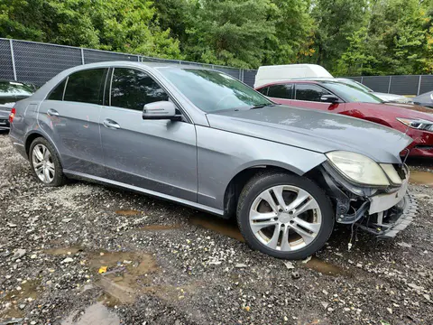 2010 MERCEDES-BENZ E VIN WDDHF8HB9AA075092 фото 4