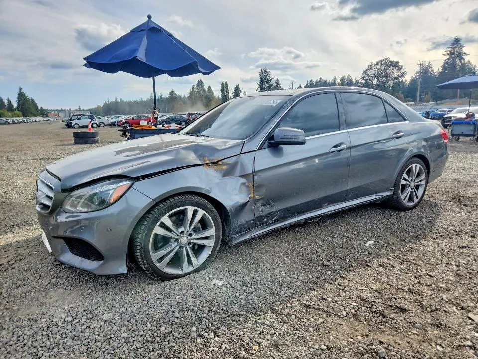 2016 Mercedes-Benz E VIN WDDHF8JB2GB253633 фото 1