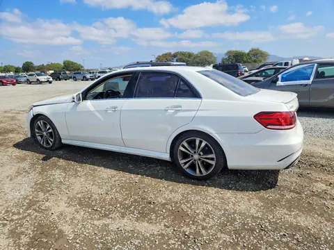 2016 Mercedes-Benz E VIN WDDHF5KBXGB304700 фото 2
