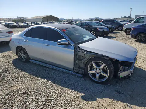 WDDZF4JB9HA166624 — 2017 Mercedes-Benz E, фото 4 с аукциона Copart 06.10.2026, Передняя часть