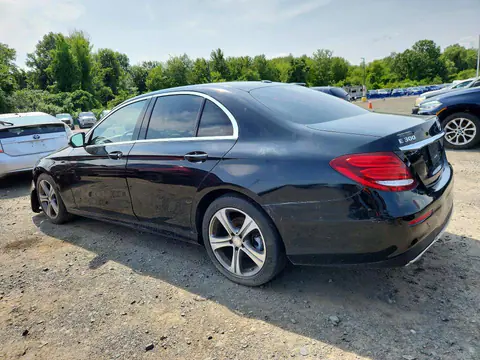 2017 Mercedes-Benz E VIN WDDZF4KB1HA085924 фото 2