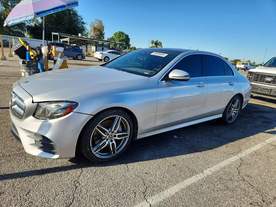 2018 Mercedes-Benz E VIN WDDZF4JB4JA426918 фото 1