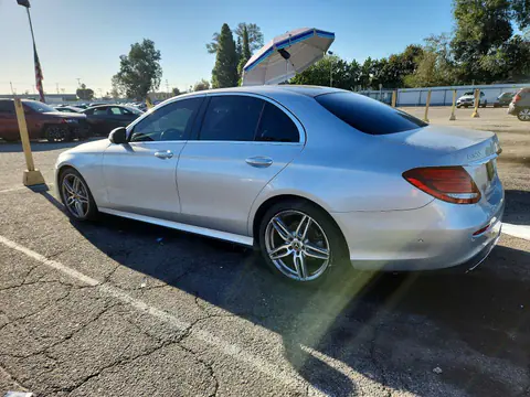 2018 Mercedes-Benz E VIN WDDZF4JB4JA426918 фото 2