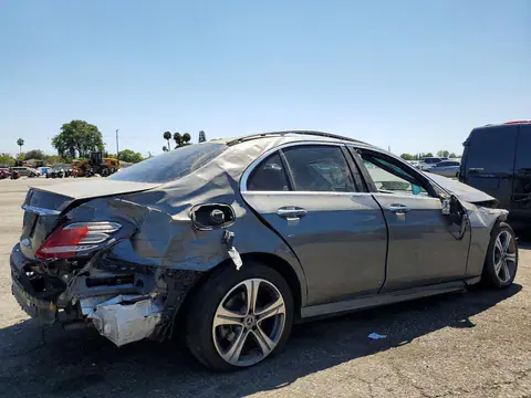 2018 Mercedes-Benz E VIN WDDZF4JB2JA416436 фото 3