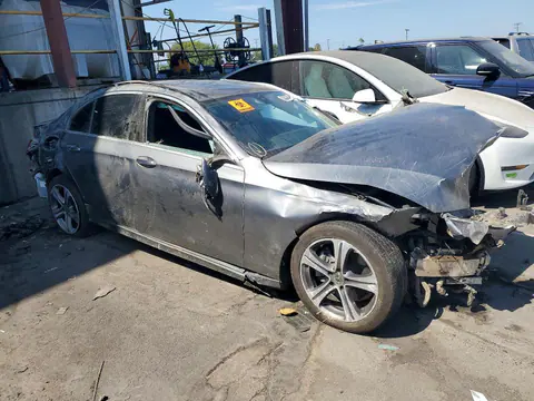 2018 Mercedes-Benz E VIN WDDZF4JB2JA416436 фото 4