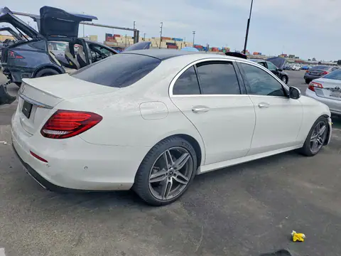 WDDZF4JB5JA406399 — 2018 Mercedes-Benz E, фото 3 с аукциона Copart 30.09.2026, Передняя часть