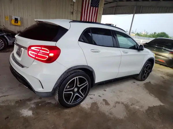 WDCTG4EB7GJ212922 — 2016 Mercedes-Benz GLA-Klasse, фото 3 с аукциона Copart 14.10.2026, Мелкие вмятины и царапины