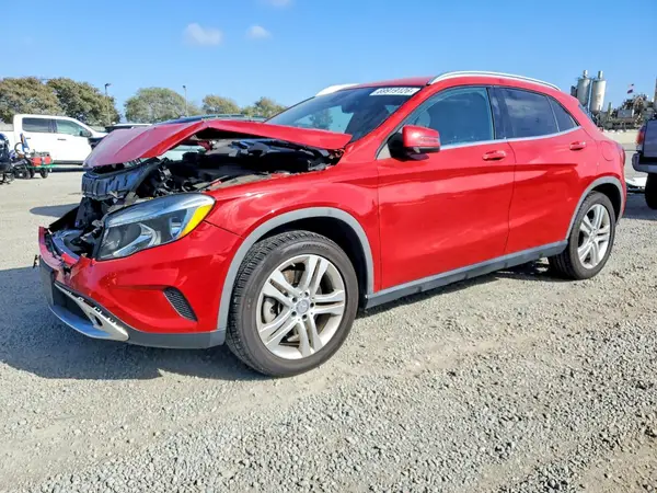 WDCTG4GB4GJ205391 — 2016 Mercedes-Benz GLA-Klasse, Передняя часть (Front End), фото до ремонта