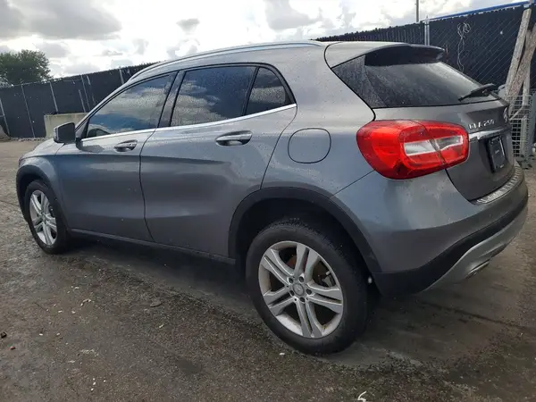 WDCTG4EB1GJ218585 — 2016 Mercedes-Benz GLA-Klasse, фото 2 с аукциона Copart, Передняя часть