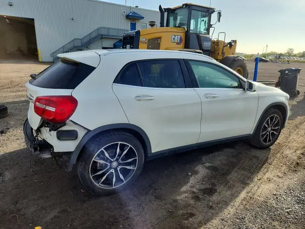 WDCTG4GB0HJ305912 — 2017 Mercedes-Benz GLA-Klasse, фото 3 с аукциона Copart 06.10.2026, Задняя часть