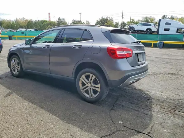 WDCTG4GB9HJ288592 — 2017 Mercedes-Benz GLA-Klasse, фото 2 с аукциона Copart, Передняя часть