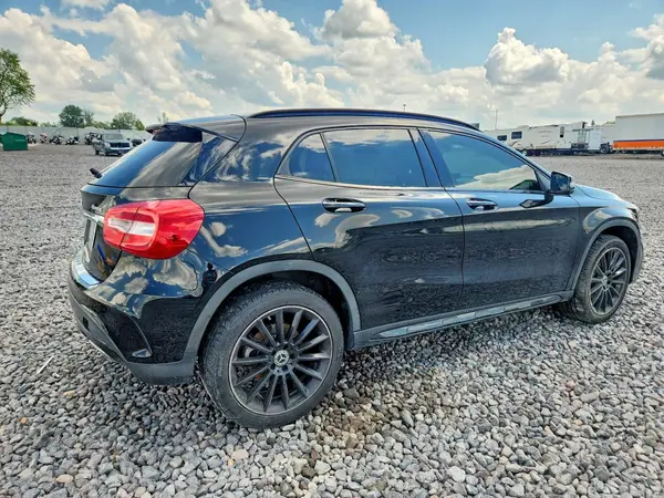 WDCTG4GB9JJ452672 — 2018 Mercedes-Benz GLA-Klasse, фото 3 с аукциона Copart, Боковая часть