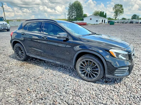 WDCTG4GB9JJ452672 — 2018 Mercedes-Benz GLA-Klasse, фото 4 с аукциона Copart, Боковая часть