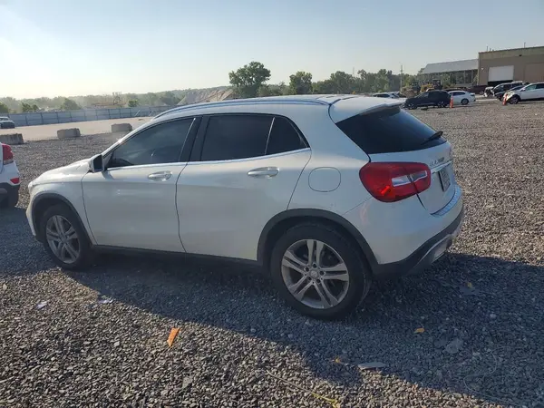 WDCTG4GB0JJ373214 — 2018 Mercedes-Benz GLA-Klasse, фото 2 с аукциона Copart 13.10.2026, Мелкие вмятины и царапины
