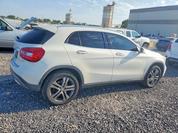 WDCTG4GB0JJ373214 — 2018 Mercedes-Benz GLA-Klasse, фото 3 с аукциона Copart 13.10.2026, Мелкие вмятины и царапины