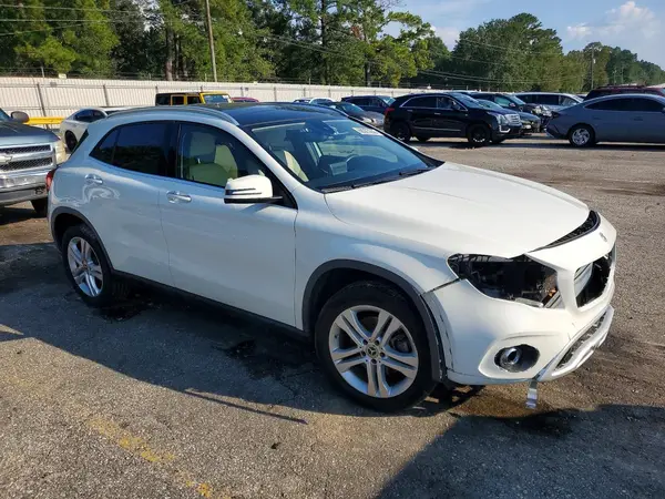 WDCTG4EB9JJ465585 — 2018 Mercedes-Benz GLA-Klasse, фото 4 с аукциона Copart 12.10.2026, Передняя часть