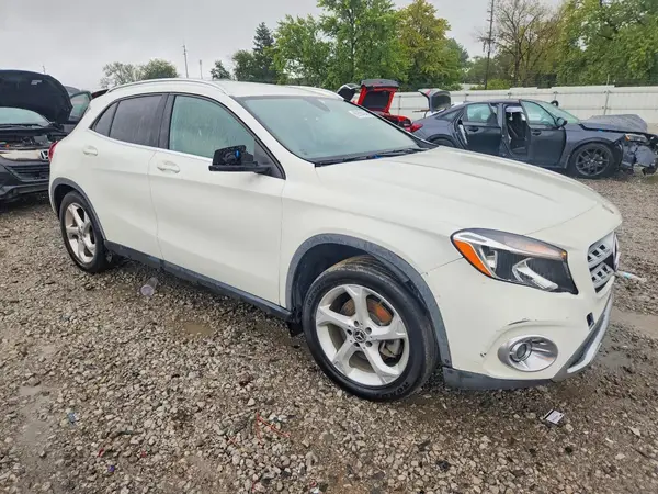 WDCTG4EB2JJ398229 — 2018 Mercedes-Benz GLA-Klasse, фото 4 с аукциона Copart 13.10.2026, Передняя часть