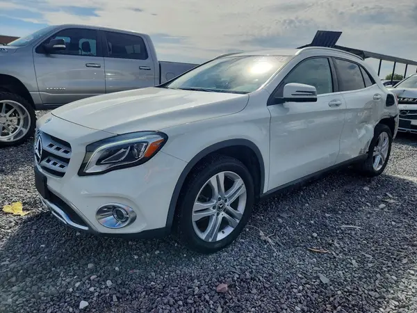 WDCTG4GB8JJ436138 — 2018 Mercedes-Benz GLA-Klasse, Задняя часть (Rear End), фото до ремонта