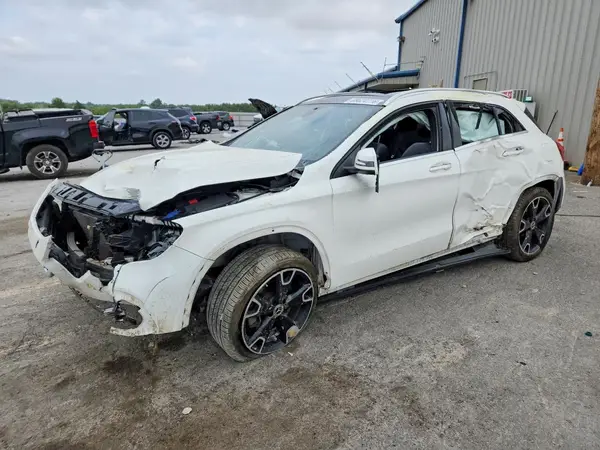 WDCTG4GB4KU015856 — 2019 Mercedes-Benz GLA-Klasse, Передняя часть (Front End), фото до ремонта