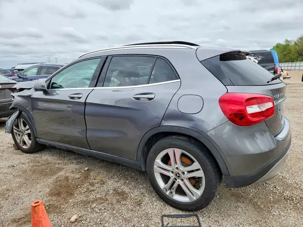 WDCTG4GB6KJ630605 — 2019 Mercedes-Benz GLA-Klasse, фото 2 с аукциона Copart 13.10.2026, Передняя часть