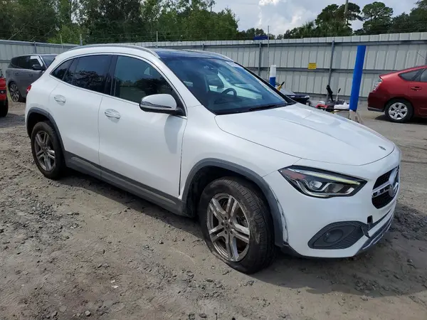 W1N4N4GBXMJ253501 — 2021 Mercedes-Benz GLA-Klasse, фото 4 с аукциона Copart 08.10.2026, Передняя часть