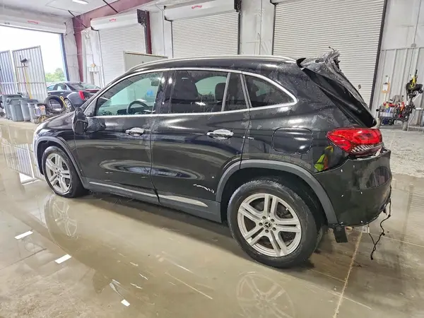 W1N4N4HB6MJ129451 — 2021 Mercedes-Benz GLA-Klasse, фото 2 с аукциона Copart, Задняя часть
