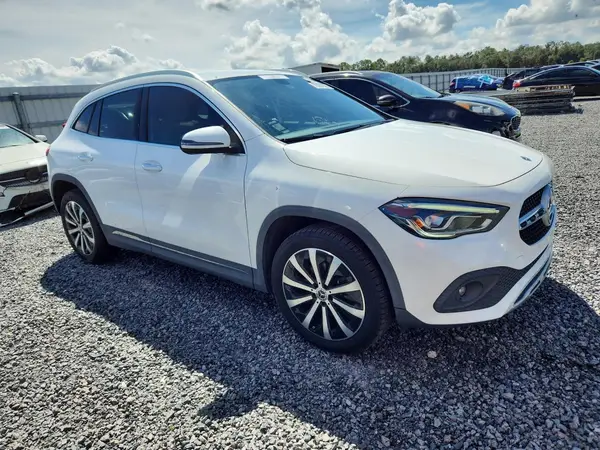 W1N4N4HB6MJ283089 — 2021 Mercedes-Benz GLA-Klasse, фото 4 с аукциона Copart 02.10.2026, Естественный износ